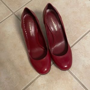 Gianni Bini red patent leather heels size 7.5